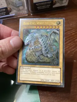 Blue Eyes White Dragon YSKR-EN001 Ultimate Rare Yu-Gi-Oh Card LP - Image 2
