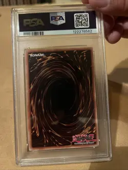 2010 Yu-Gi-Oh Legendary Collection Dark Magician Limited Ed. LC01-EN005 PSA 9 - Image 2