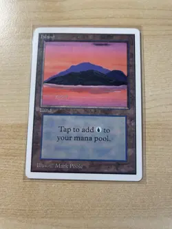 Island (C) Unlimited Edition Regular - Image 1