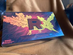 Team Rocket Moltres Ultra Premium Collection Pokemon TCG - Image 4