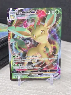 Pokemon Card TCG Leafeon VMAX 008/203 Evolving Skies 2021 Ultra Rare NM - Image 3