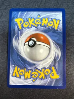 Reshiram 113/114 Celebrations: Classic Collection Holo Pokemon - Image 2