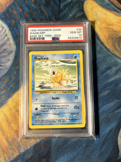 Pokemon TCG - Magikarp 35/102 Base Set Unlimited PSA 10 - Image 1