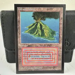 1993 VOLCANIC ISLAND Magic the Gathering Collector's Edition CE MTG Sharp - Image 1
