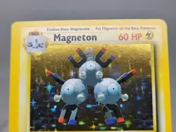 Pokemon Magneton 9/102 Base Set Unlimited Holo Rare LP sc - Image 4