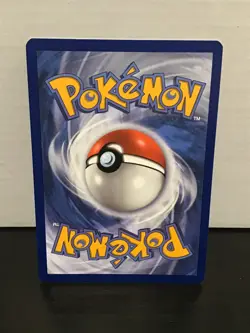 Lapras 17/68 Pokemon Hidden Fates Reverse Holo Rare - Image 2
