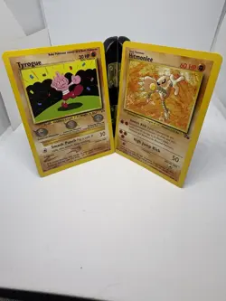 Vintage Pokemon TCG #22/62 Hitmonlee Fossil #66/75 Tyrogue Neo Discovery LP - Image 1