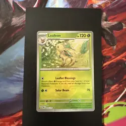Leafeon (Master Ball Pattern) 005/131 Prismatic Evolutions Holo Pokemon - Image 1