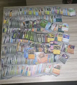 1000 Pokemon Card Bulk Lot Common/Uncommon/ Holo/ Reverse Holo - Image 1