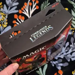 MTG: Commander Legends Deck – Arm for Battle – Wyleth, Soul of Steel – Sealed - Image 3