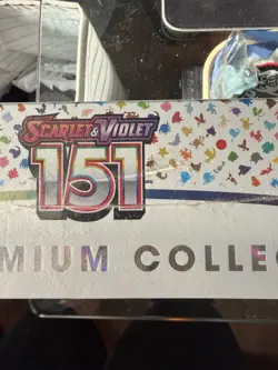 Pokemon Scarlet & Violet 151 Ultra-Premium Collection Mew Box English - Image 2