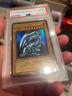 Blue-Eyes White Dragon SDK-001 Unlimited PSA 8 Max Saturation Non-Wavy - Image 3