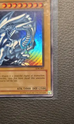 Yu-Gi-Oh! Blue-Eyes White Dragon SDK-001 Kaiba Ultra Rare Holo Eng - Image 4