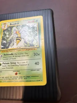 Beedrill Base Set 4th Print 1999-2000 17/102 Rare pokemon - Image 3