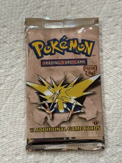 Pokemon TCG Fossil 1st Edition Sealed Booster Pack Zapdos Art 1999 WOTC NM - Image 4
