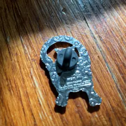 Pokemon Mewtwo Hidden Fates Pin Badge - Image 3