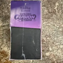 Pokemon Mew Fusion Strike Elite Trainer Box Pokemon TCG English - Image 4