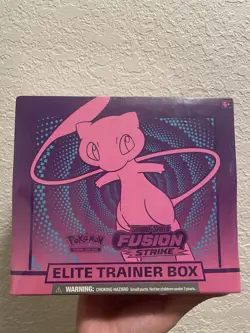 Nintendo Pokemon TCG: Sword & Shield Fusion Strike Elite Trainer Box 820650809330 - Image 1
