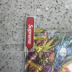 Pokemon TCG Hidden Fates Moltres, Zapdos, Articuno GX SM210 damaged - Image 5