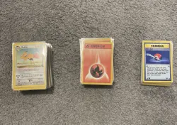 Pokemon Bulk 100+ Base Set Vintage Card Collection Lot - Image 1