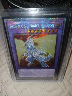 Yugioh! Blue-Eyes Tyrant Dragon MP25-EN042 Starlight Rare 1st Edition - Image 1