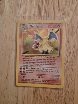 Pokemon TCG Charizard Base Set 4/102 Holo Unlimited Holo Rare - Image 3