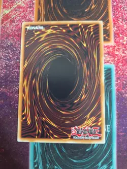 Yu-Gi-Oh! Blue-Eyes White Dragon LC01-EN004 Limited Ultra Rare Near Mint d4/ - Image 3