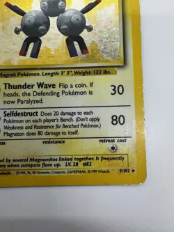 Pokemon TCG Magneton Base Set 9/102 Holo Shadowless Holo Rare HP-LP - Image 4