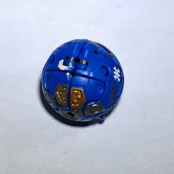 Bakugan Battle Brawlers Aquos Aerogan 850G + Random Card Anime Toy - Image 5