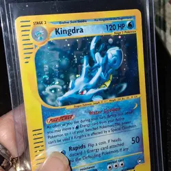 2002 POKEMON CARD KINGDRA H14/H32 AQUAPOLIS E READER SERIES SWIRL MP - Image 1