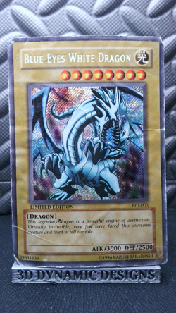 | Yugioh Blue-Eyes White Dragon BPT-003 Secret Rare 2002 Collectors Tin DMG 🔥 | - Image 1