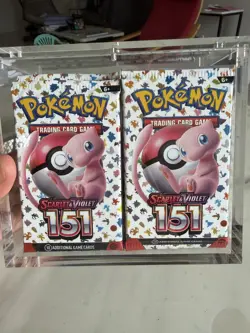 Pokemon Scarlet & Violet 151 , 36 booster packs including acrylic case - Image 1