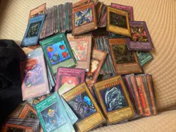 Yu-Gi-Oh! Vintage Card Lot Over 500 Cards - Image 1