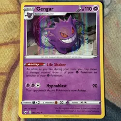 Pokemon Card | Gengar 085/202 Sword & Shield Holo Rare - Image 1