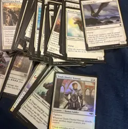 500 MTG Bulk lot BONUS Deck Box All White Cards With Some Foils Mixed Lot - Image 2