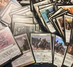 500 MTG Bulk lot BONUS Deck Box All White Cards With Some Foils Mixed Lot - Image 3