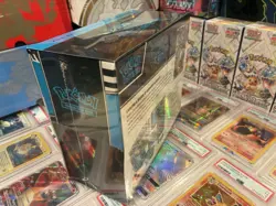 POKEMON CENTER Scarlet & Violet Black Bolt Elite Trainer Box SEALED MINT IN BOX - Image 4