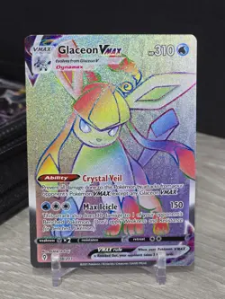 Pokemon Card Glaceon Vmax 208/203 Evolving Skies Rainbow Secret Rare Full Art NM - Image 3