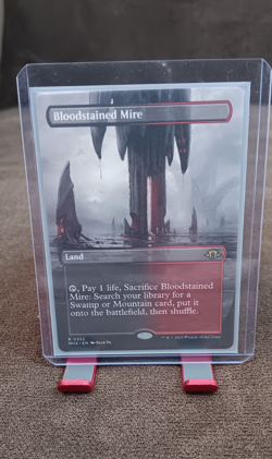 Bloodstained Mire (Borderless) MTG: Modern Horizons 3 Regular NM - Image 1