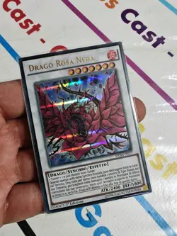 CARTA YU-GI-OH DRAGO ROSA NERA 1*EDIZIONE ULTRA RARA DUSA-IT077 - Image 1