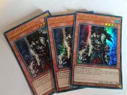 Yu Gi Oh! 3x Schadelmeister (RA02-DE005) ULTRA RARE - Image 1