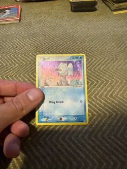 Wingull Pokemon RARE 2006 70/100. Holo. Good Condition. - Image 1