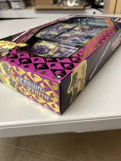 POKEMON CROWN ZENITH MORPEKO V-UNION BOX-LITTLE WEAR ON BOX- SEALED - Image 4