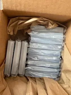 CHEAP LOT 700 Bulk Pokemon TCG Cards - Commons & Uncommons + Accessories! - Image 2