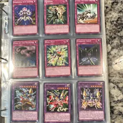Konami Yu-Gi-Oh! TCG Binder Collection Blue-Eyes White Dragon Lord of D. Lot - Image 5