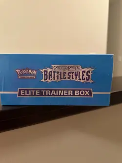 POKEMON TCG SWORD & SHIELD BATTLE STYLES ELITE TRAINER BOX SEALED RIPPED - Image 5