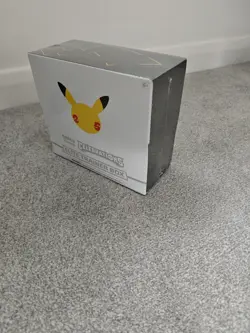 Pokemon TCG Celebrations 25th Anniversary Elite Trainer Box 🔥 SEALED ✅ FAST 🚛 - Image 2