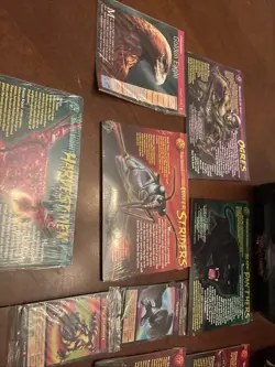 Weird n' Wild Creatures Lot Of Large Cards + 2 Storage Cases - Image 2