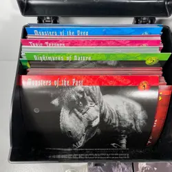 Weird n Wild Creatures Large LOT Info Cards & Trading Cards w/ 2 Cases - Image 3