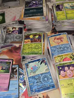 TCG Pokemon 151 Bulk Lot. 300+ C/U, 220+ R.Holos, 80+ Holos. Holo Energies Swirl - Image 3